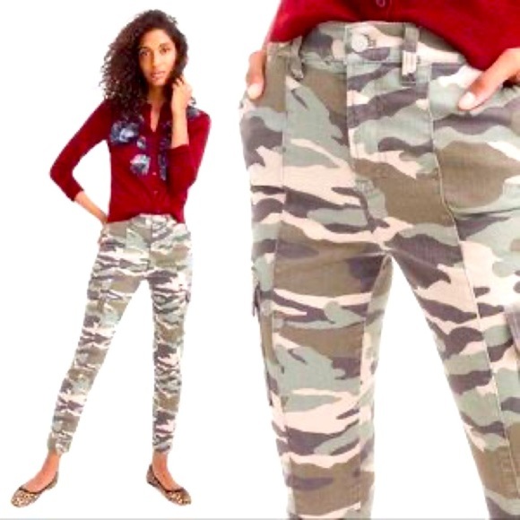 J. Crew Pants - NWT J Crew vintage straight Camo Utility Cargo Pants sz 24